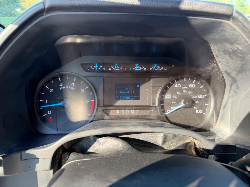 2019 Ford F-350 - $19,900