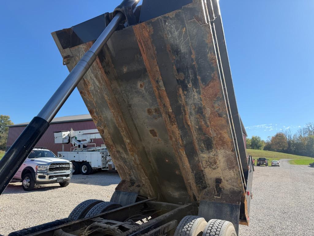 2007 Freightliner M2 - $14,000