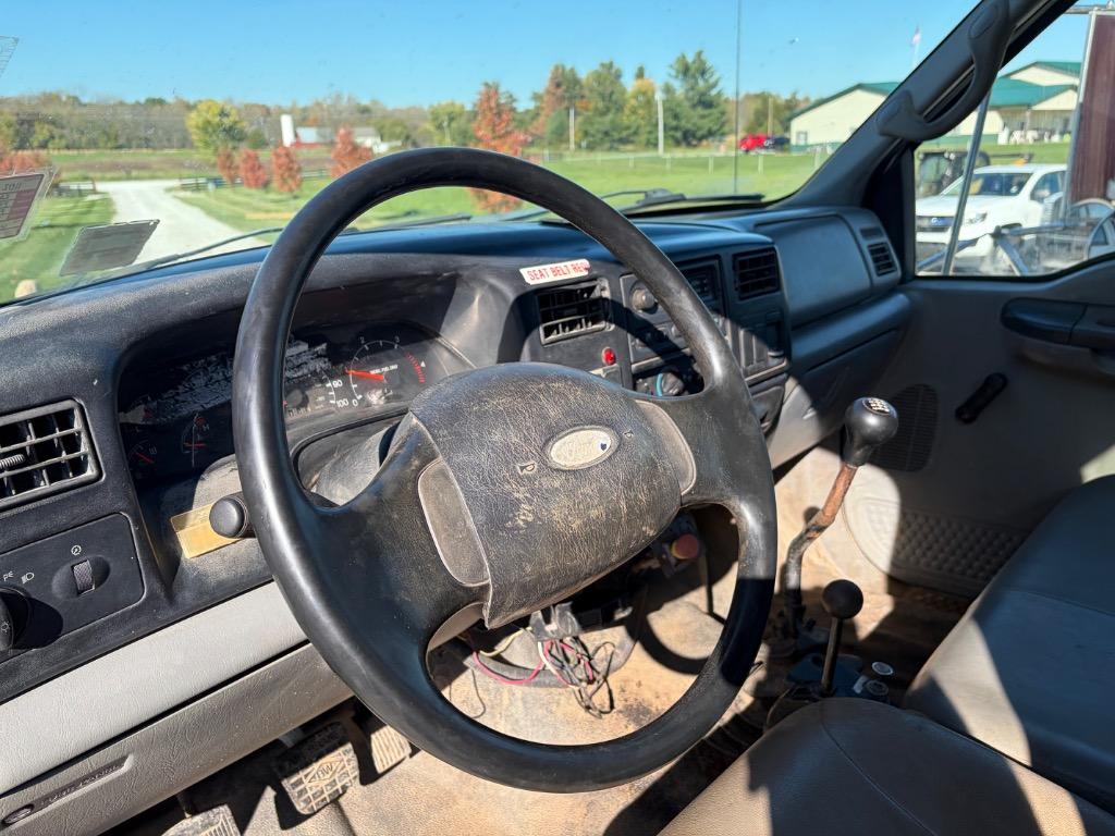 2008 Ford F-750 - $11,900