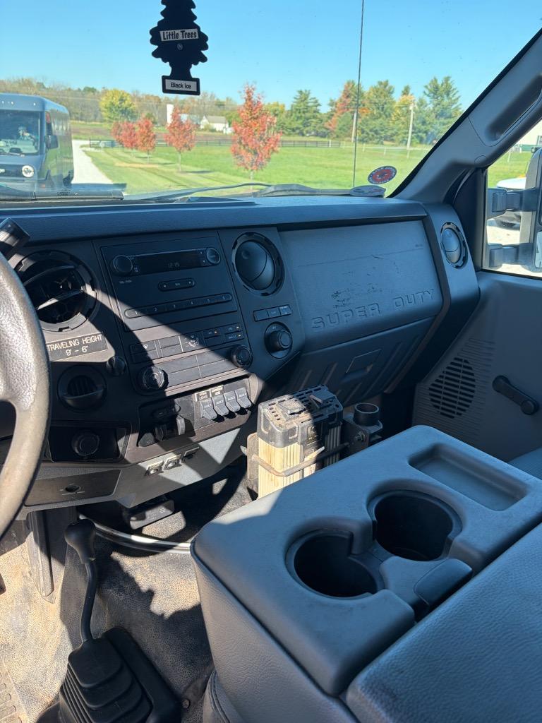 2015 Ford F-450 - $14,900