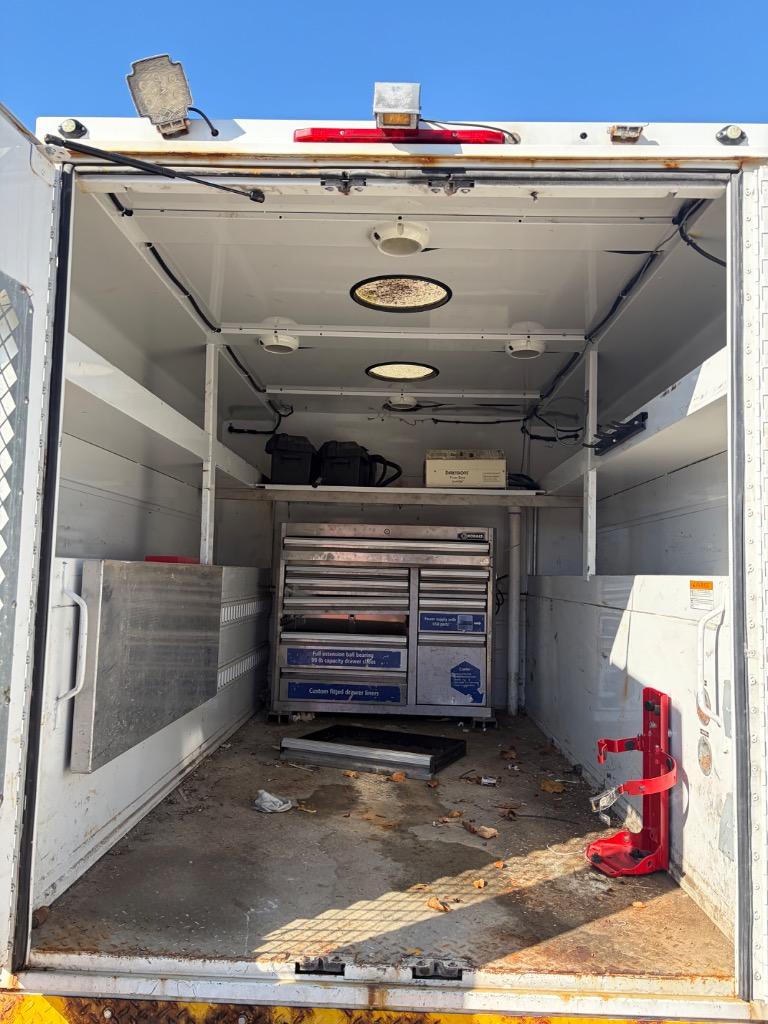 2015 Ford F-450 - $14,900
