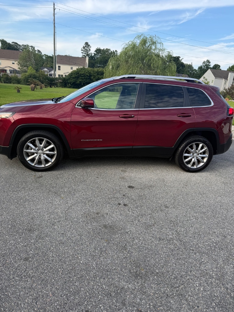 2018 Jeep Cherokee - $16,000