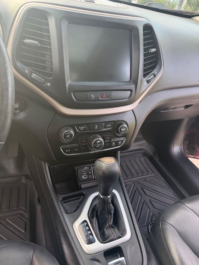 2018 Jeep Cherokee - $16,000