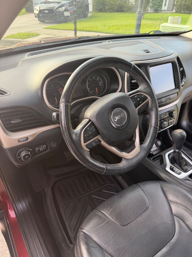 2018 Jeep Cherokee - $16,000