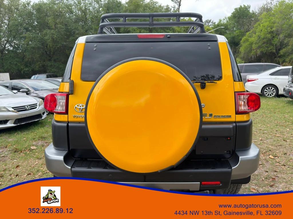 2007 Toyota FJ Cruiser - $17,995