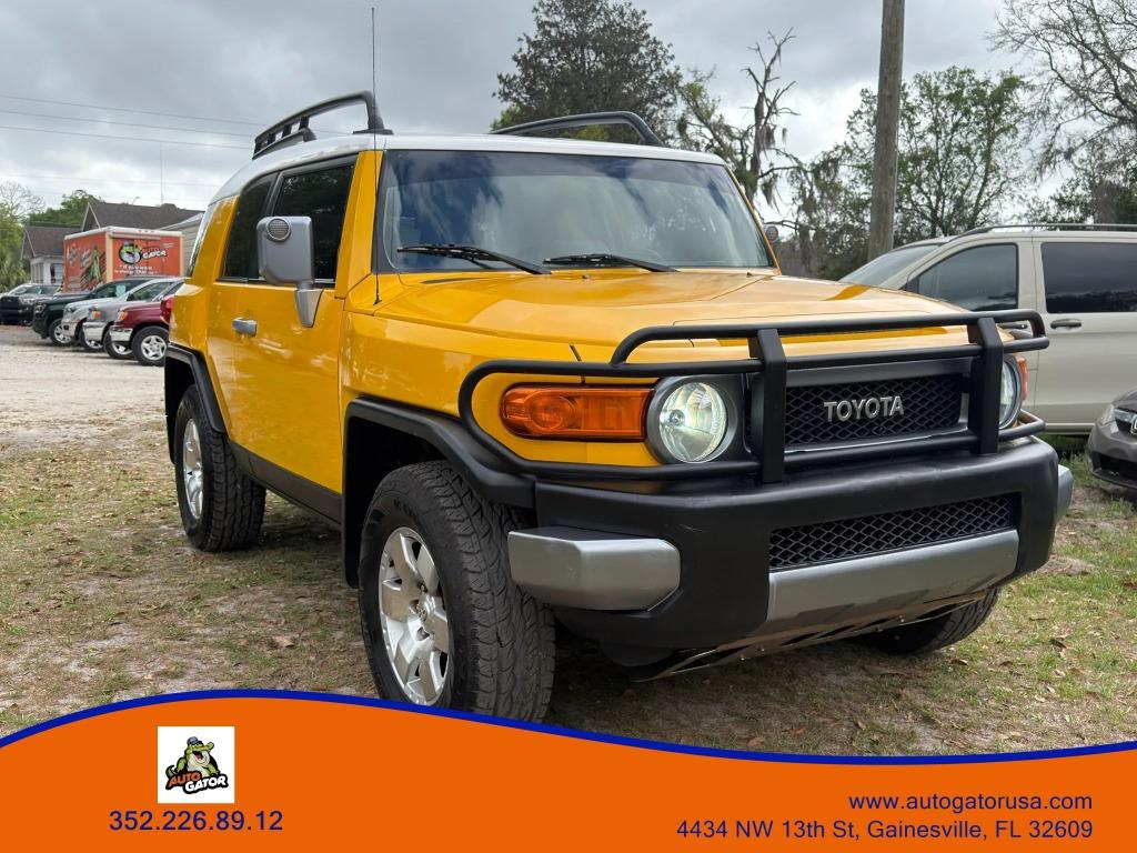 2007 Toyota FJ Cruiser - $17,995