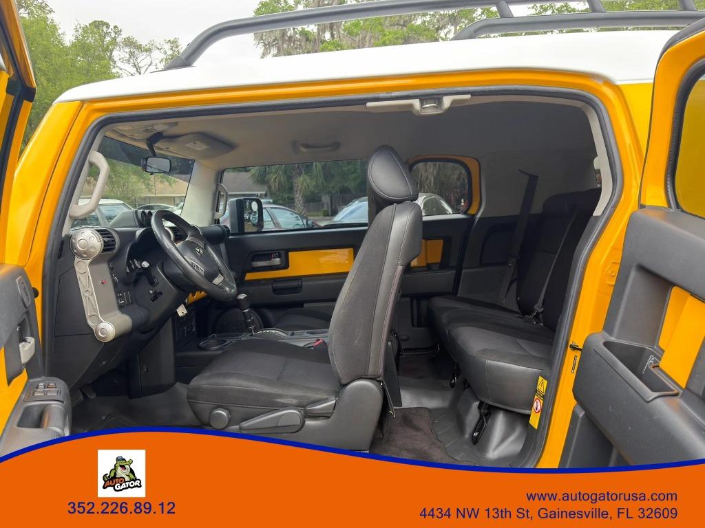 2007 Toyota FJ Cruiser - $17,995