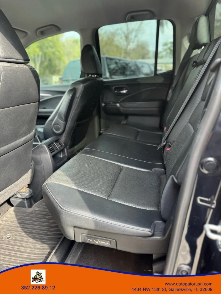 2018 Honda Ridgeline - $18,900