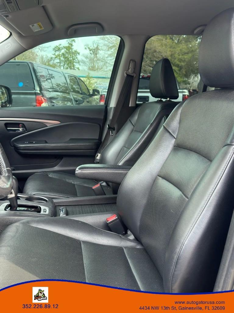 2018 Honda Ridgeline - $18,900