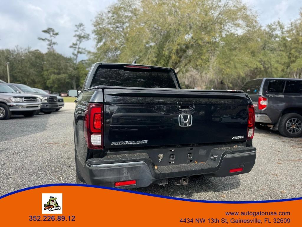 2018 Honda Ridgeline - $18,900