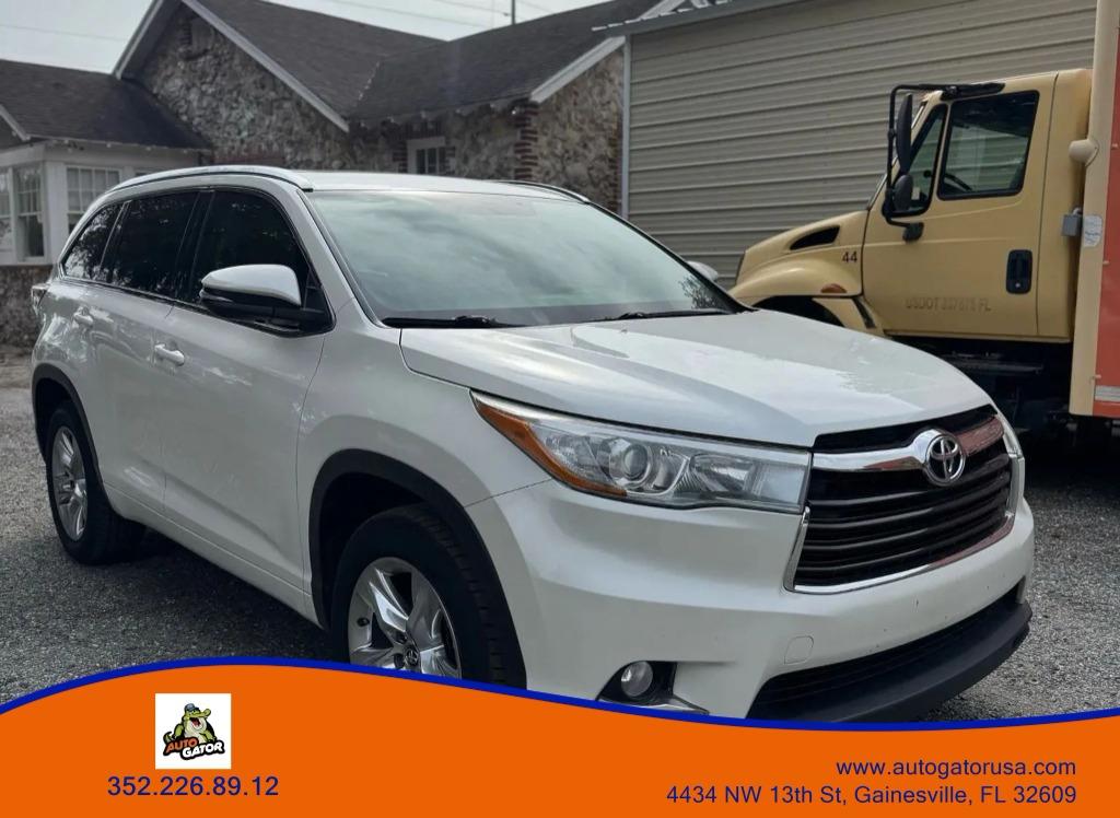 2016 Toyota Highlander - $16,990