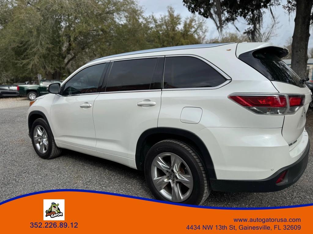 2016 Toyota Highlander - $16,990