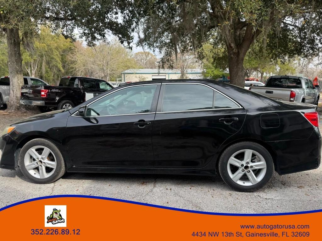 2013 Toyota Camry - $9,900