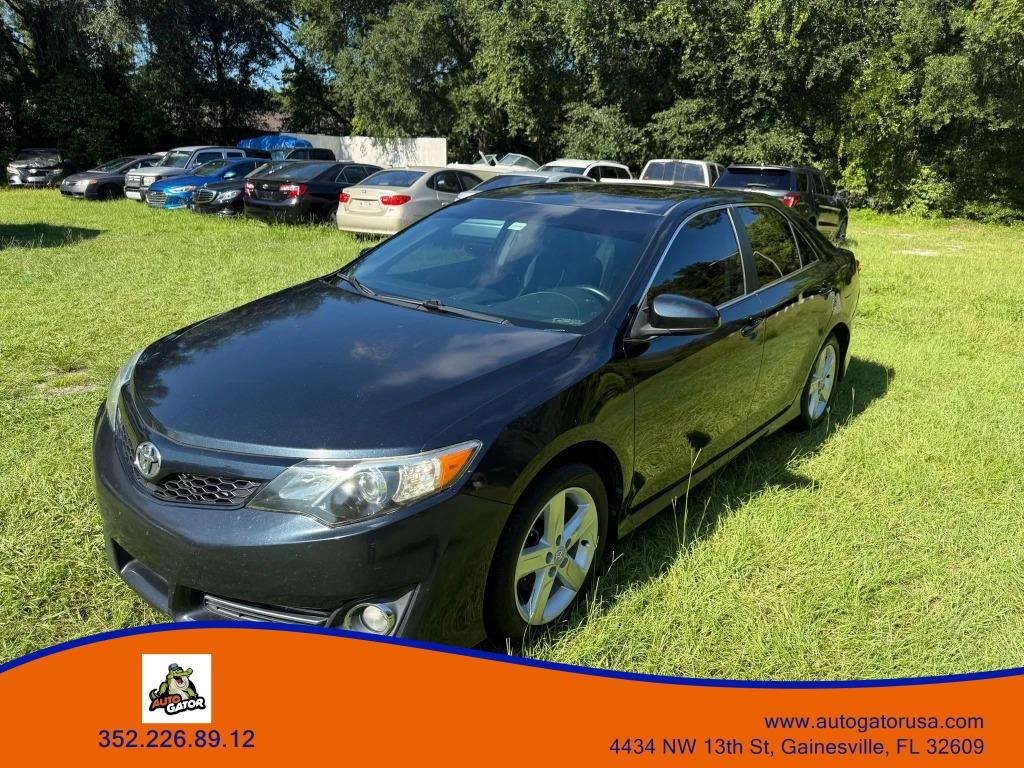 2013 Toyota Camry - $9,900