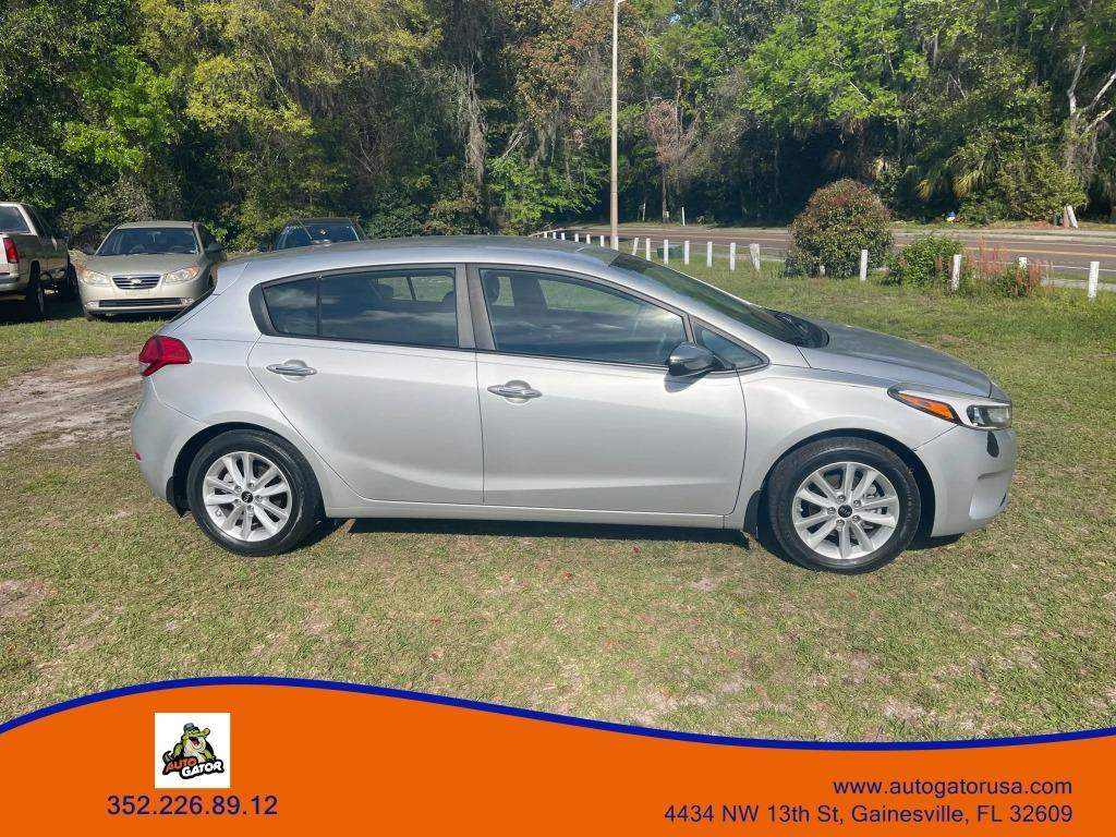 2017 Kia Forte - $12,990