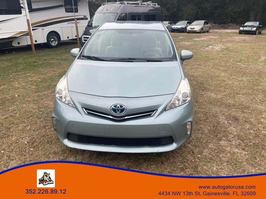 2014 Toyota Prius - $11,995