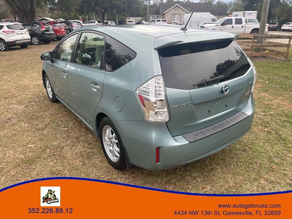2014 Toyota Prius - $11,995