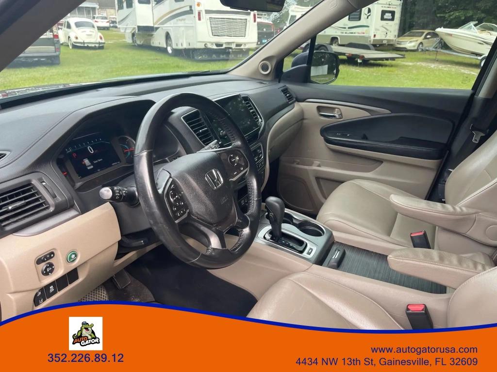 2019 Honda Pilot - $15,990