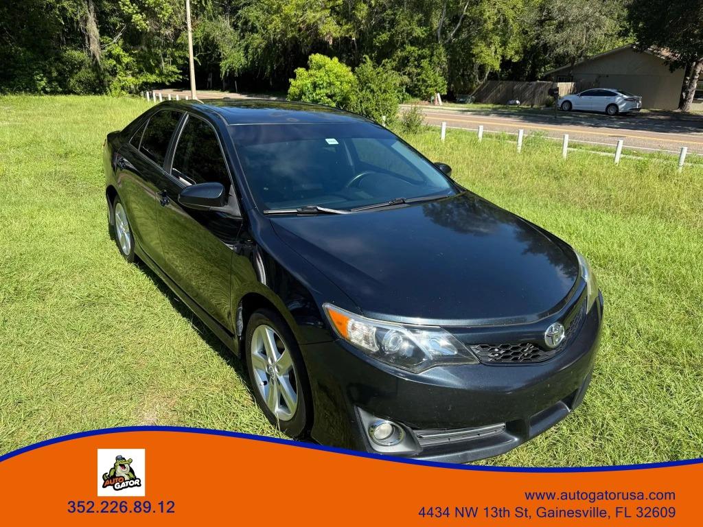 2012 Toyota Camry - $8,900
