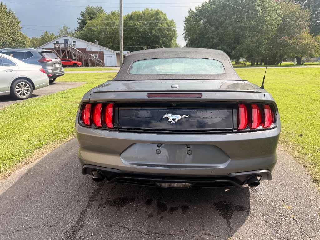 2022 Ford Mustang