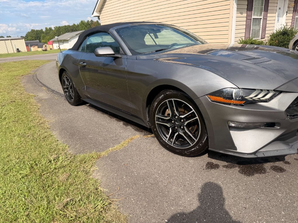 2022 Ford Mustang