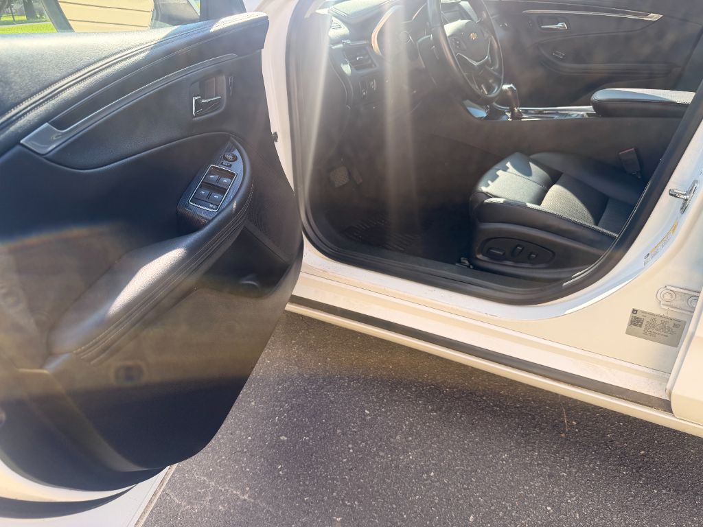 2018 Chevrolet Impala - $15,990