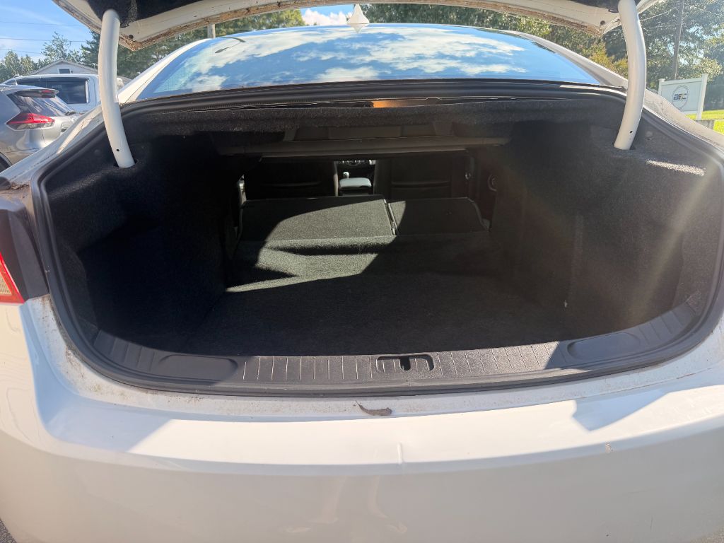 2018 Chevrolet Impala - $15,990