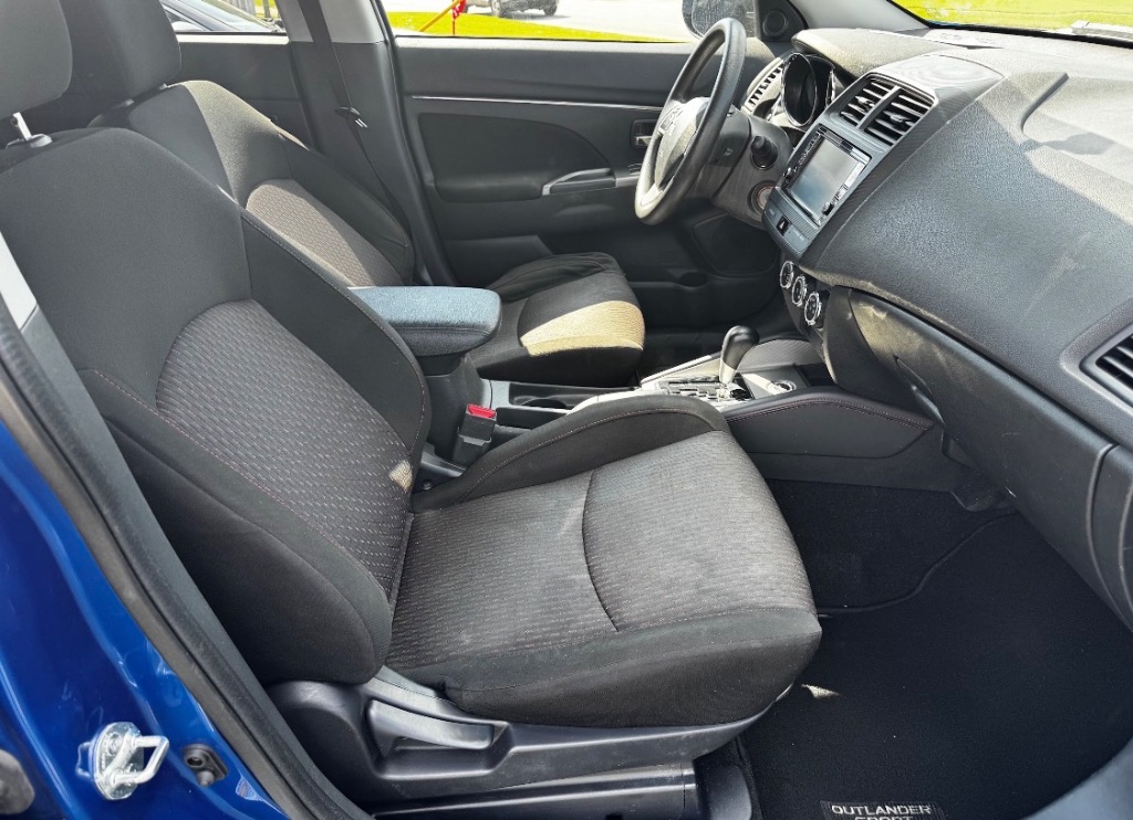 2018 Mitsubishi Outlander - $14,000