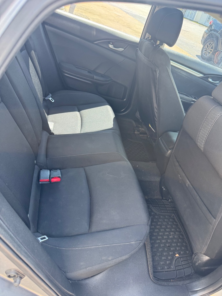 2016 Honda Civic - $13,999