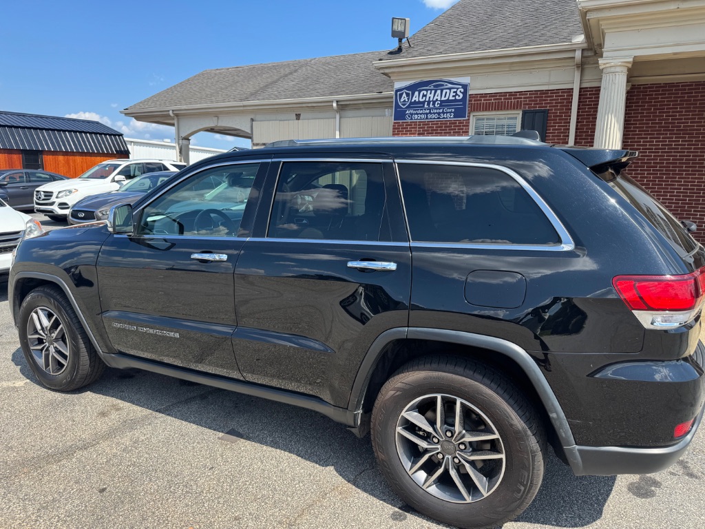 2020 Jeep Cherokee - $17,000