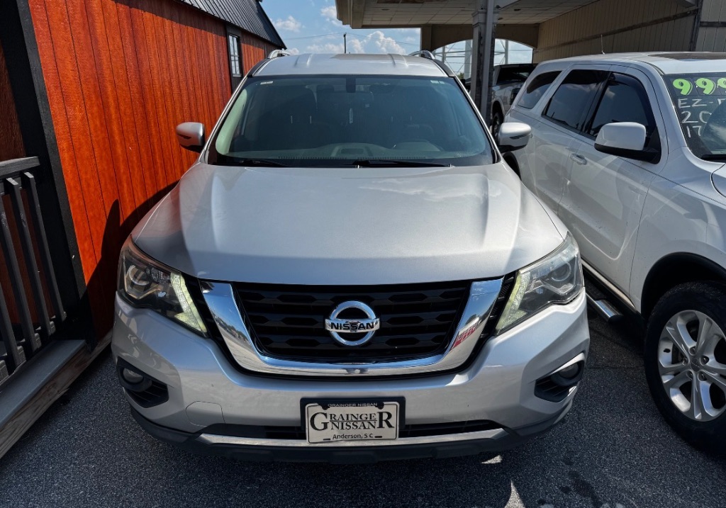 2018 Nissan Pathfinder - $9,500