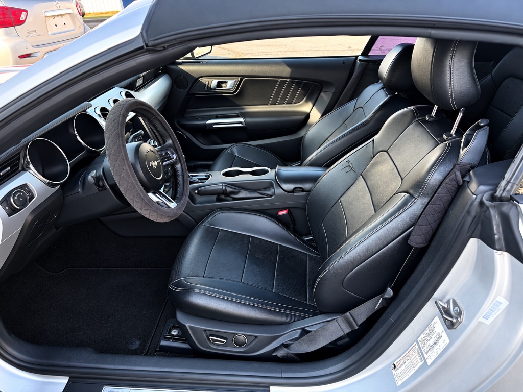 2016 Ford Mustang - $14,000