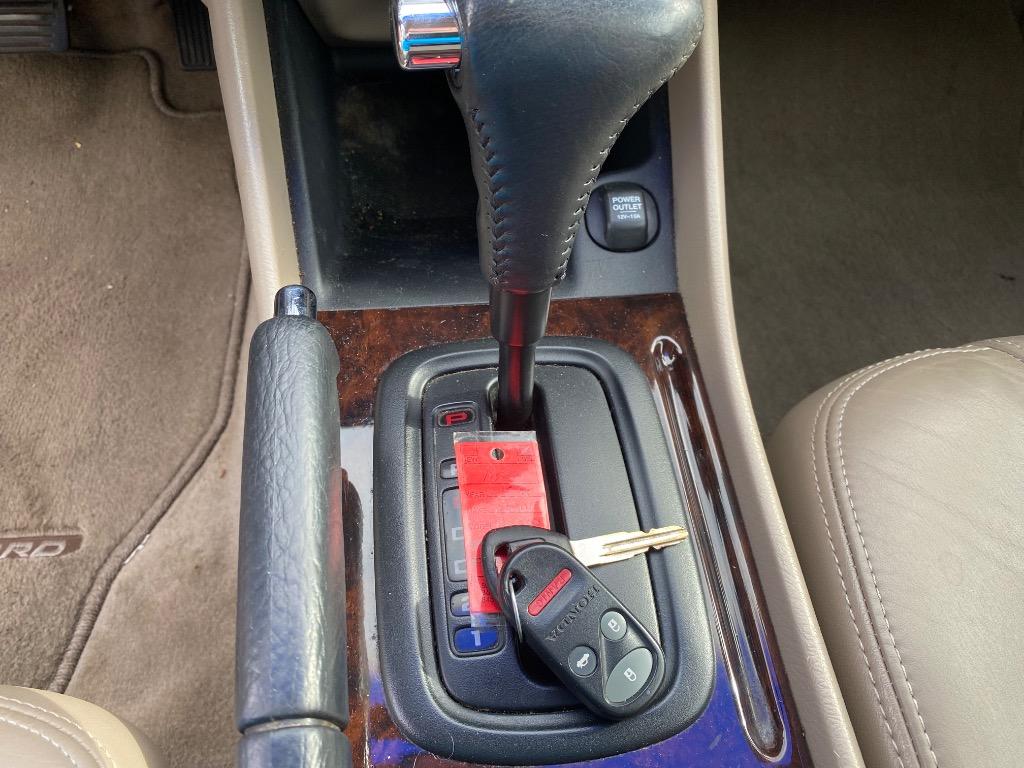 1998 Honda Accord - $5,995