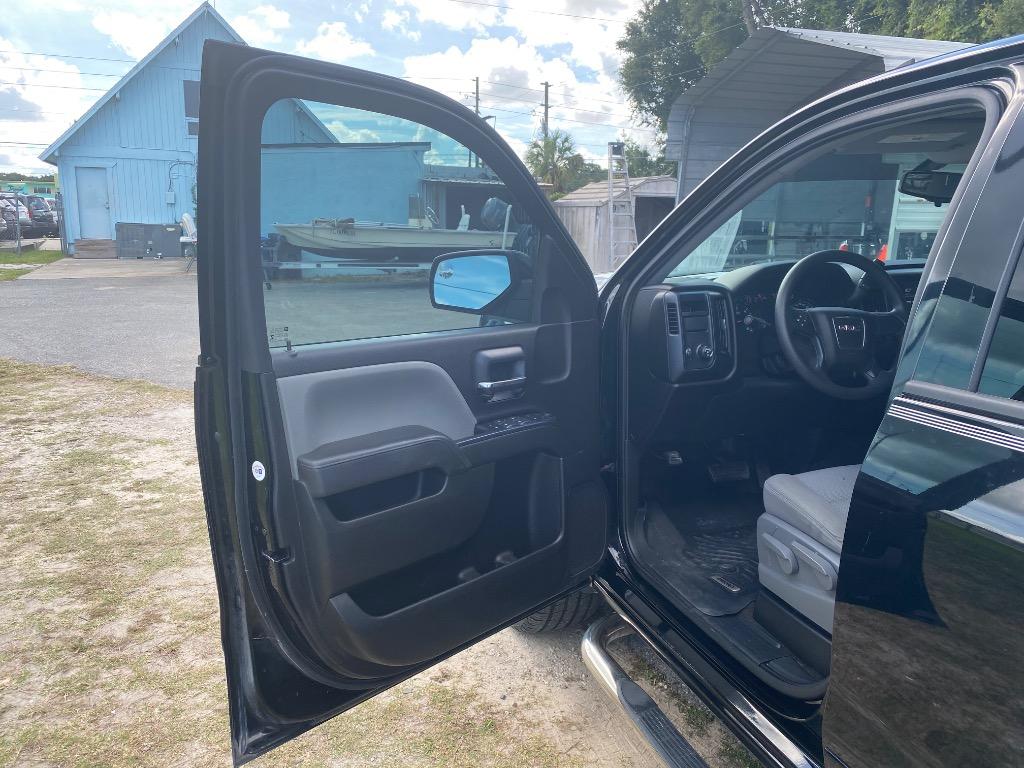 2017 GMC Sierra 1500 - $16,995
