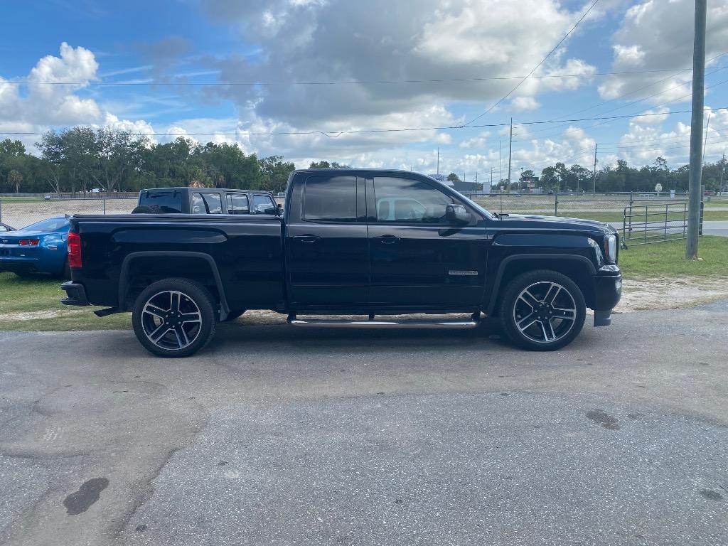 2017 GMC Sierra 1500 - $16,995
