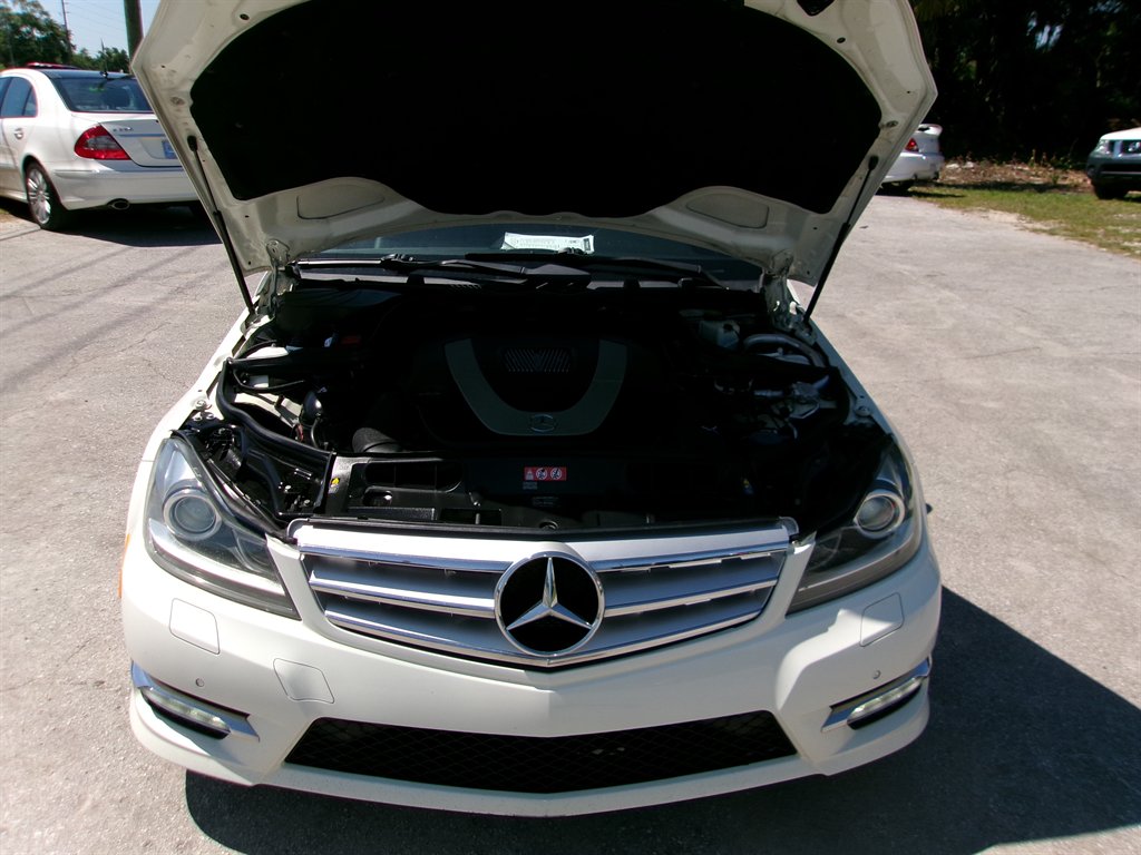 2012 Mercedes-Benz C-Class - $7,995