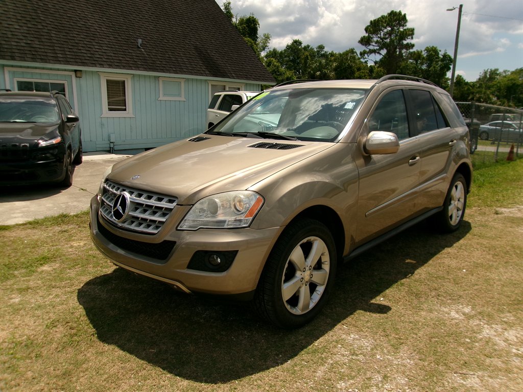 2010 Mercedes-Benz M-Class - $6,995