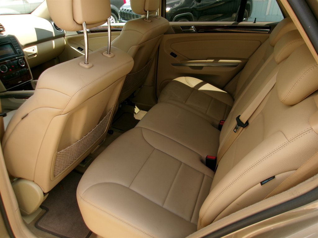 2010 Mercedes-Benz M-Class - $6,995