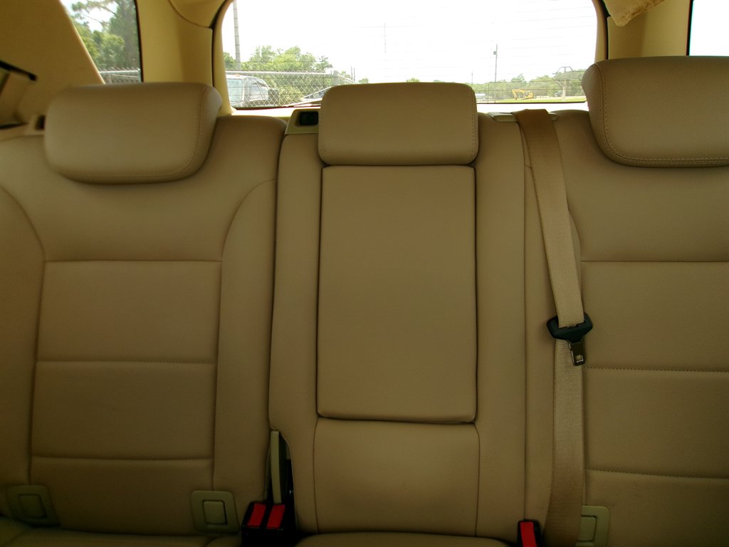 2010 Mercedes-Benz M-Class - $6,995