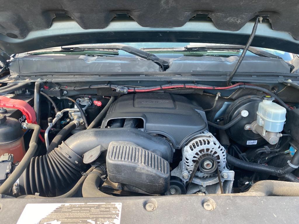 2009 Chevrolet Silverado - $12,995