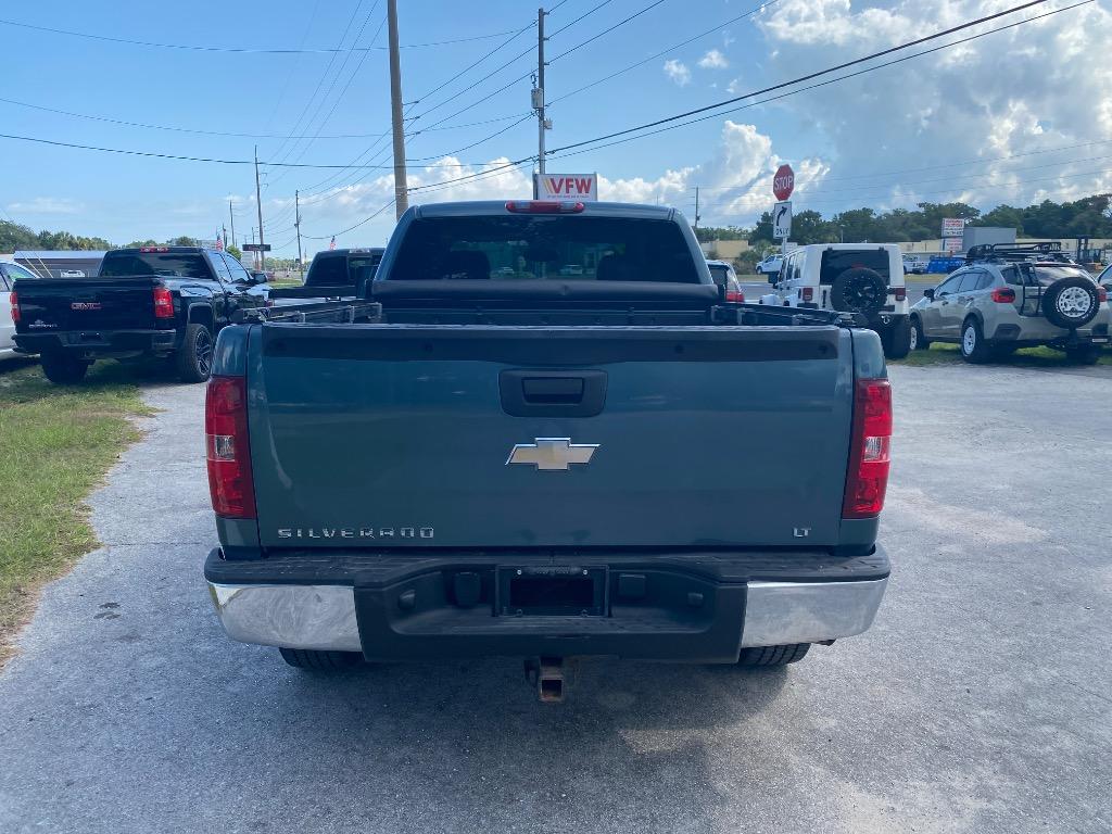 2009 Chevrolet Silverado - $12,995