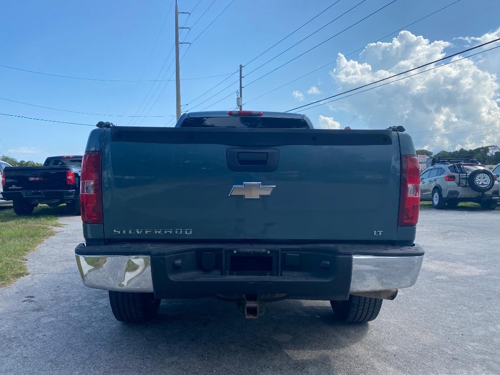 2009 Chevrolet Silverado - $12,995