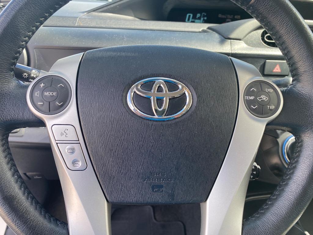 2014 Toyota Prius - $8,995