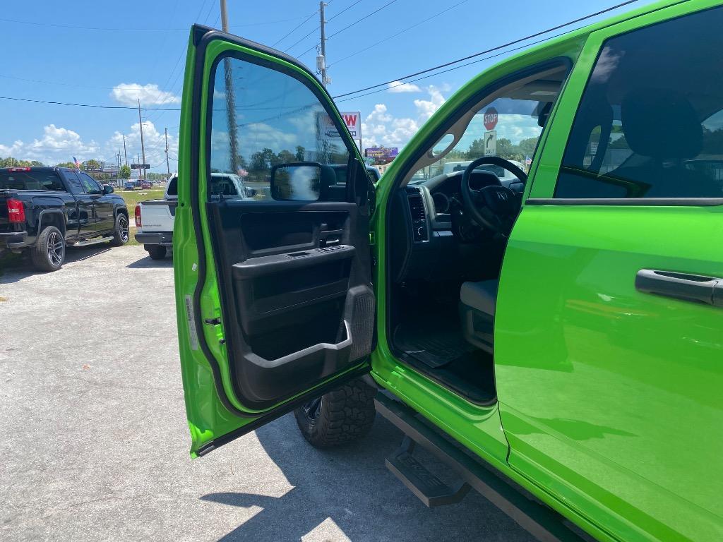 2018 Ram 1500 - $19,995