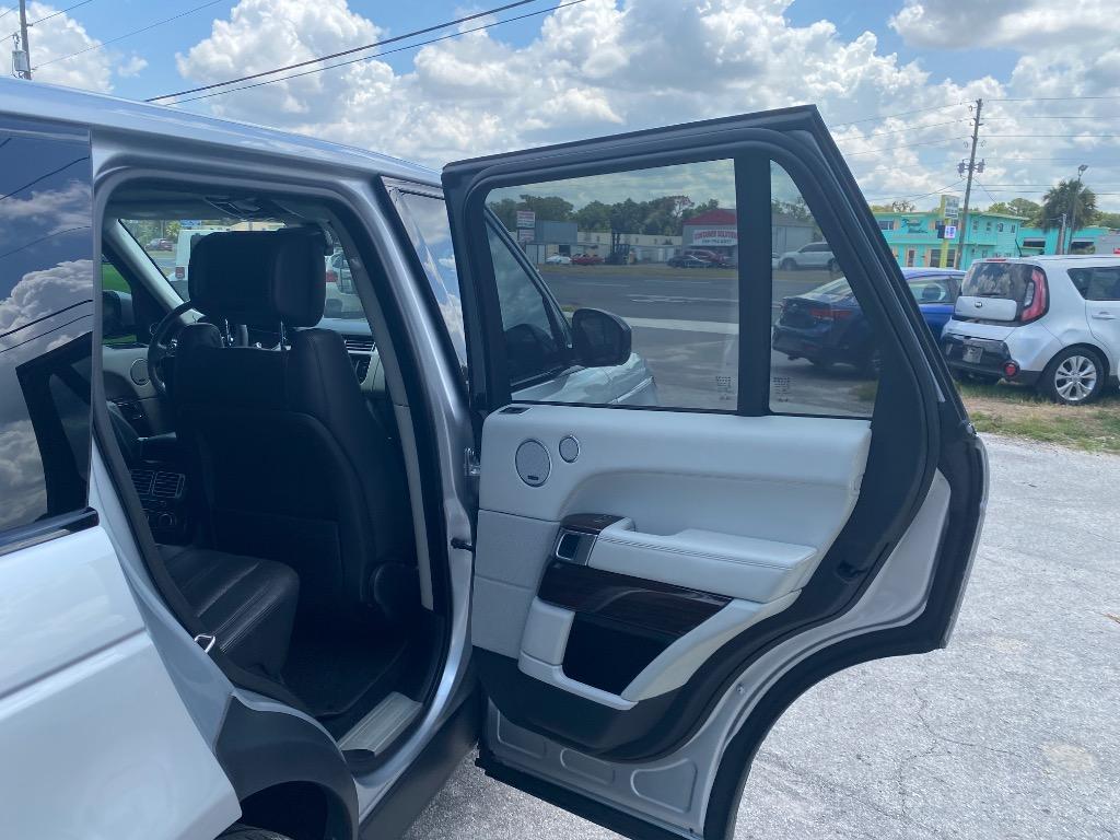 2014 Land Rover Range Rover - $19,995
