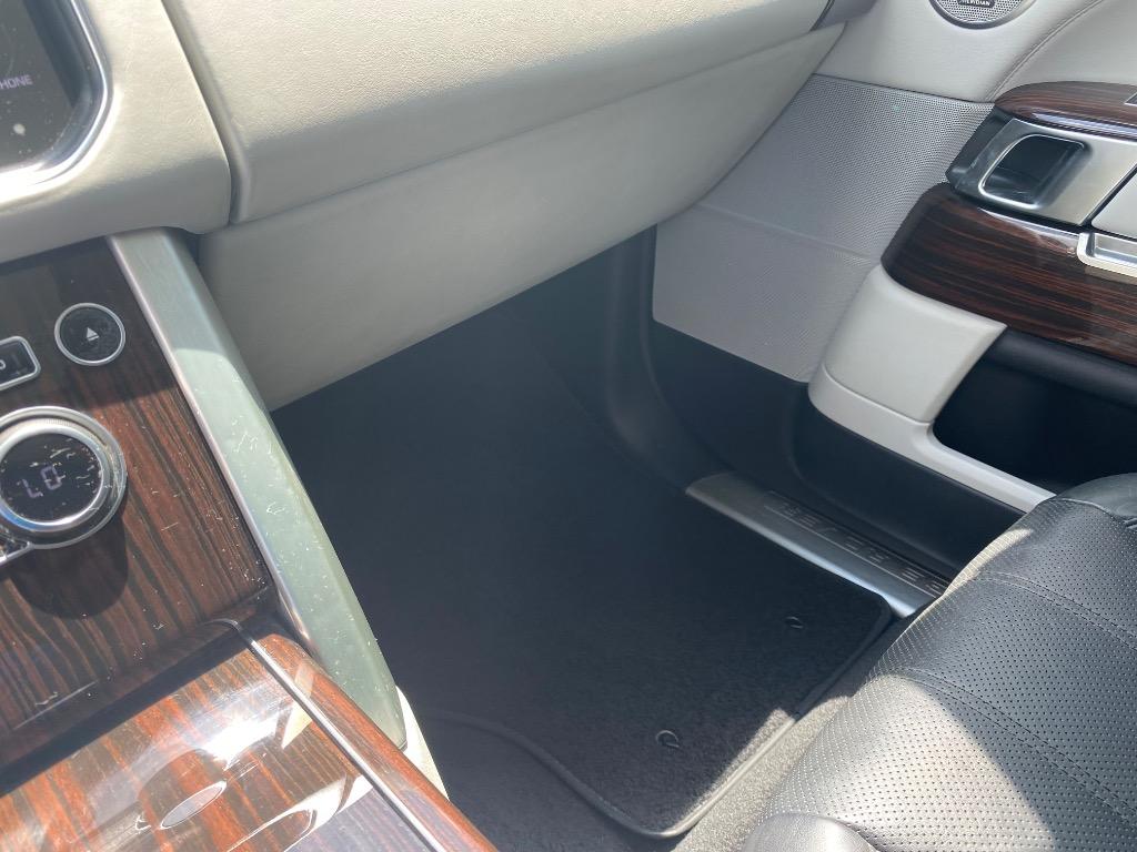 2014 Land Rover Range Rover - $19,995