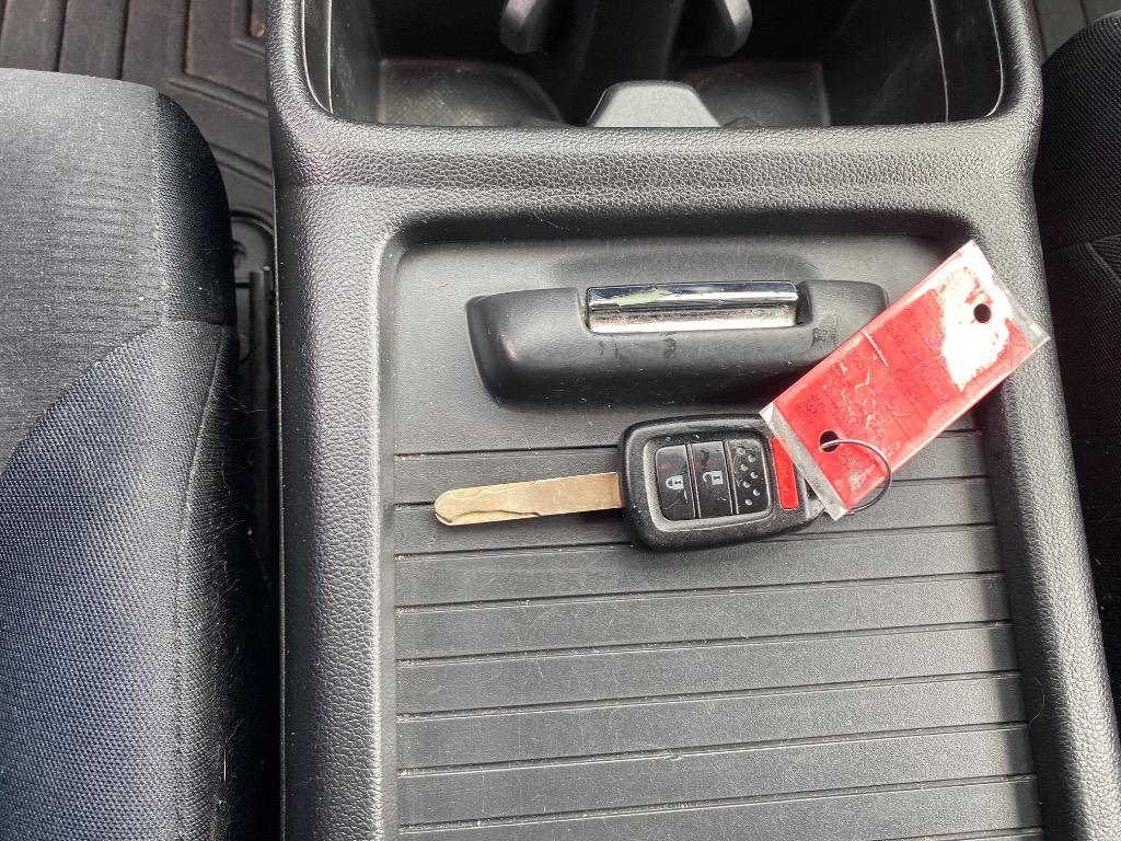 2014 Honda CR-V - $10,995