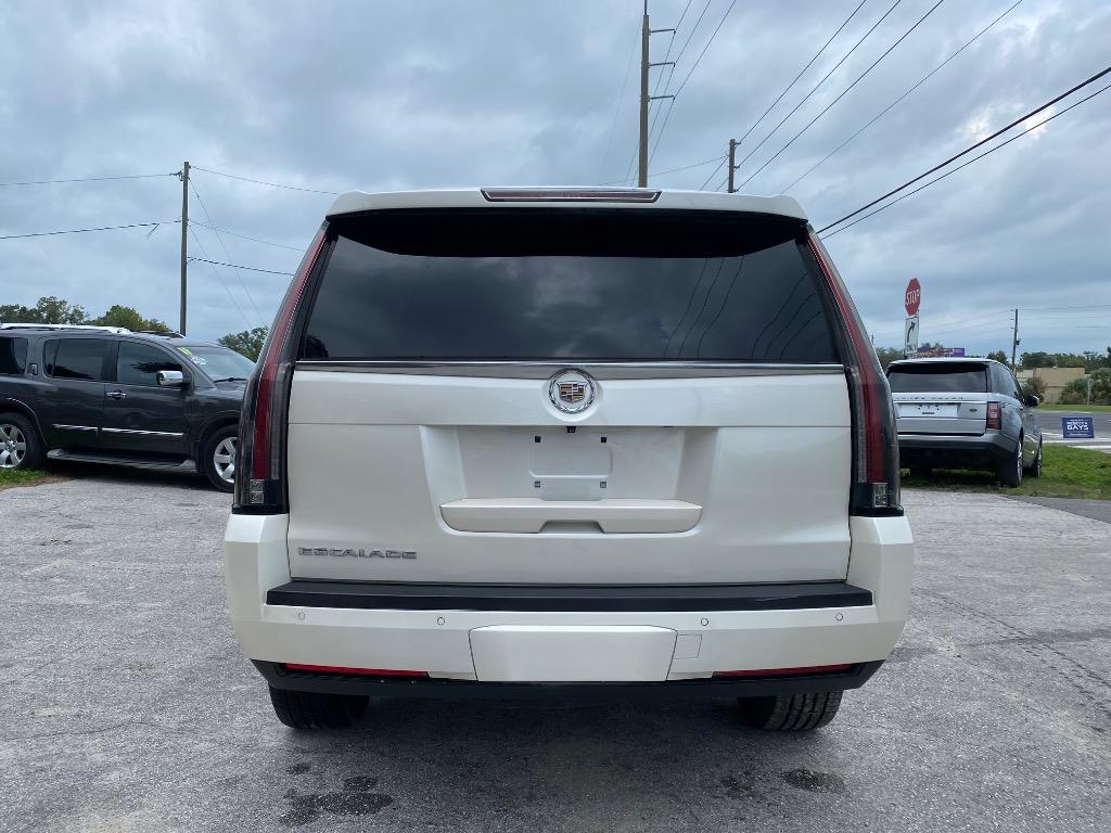 2015 Cadillac Escalade - $17,995