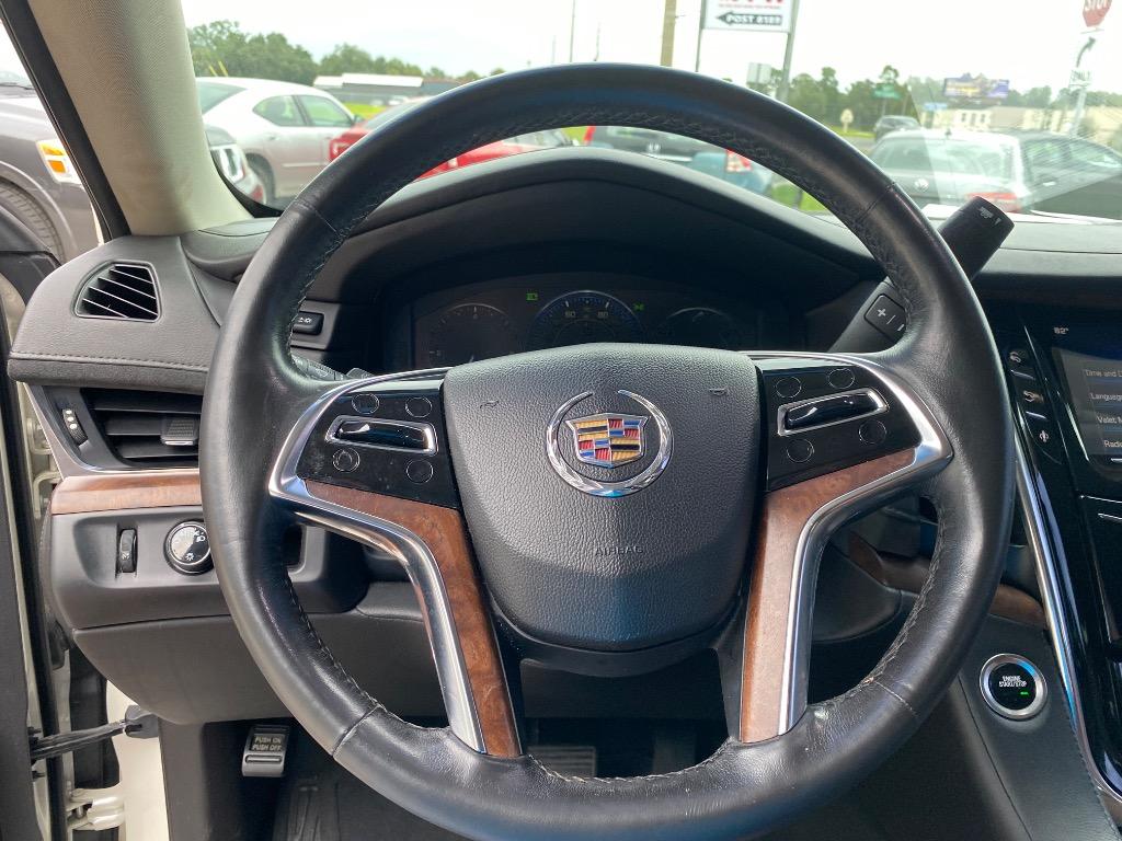 2015 Cadillac Escalade - $17,995