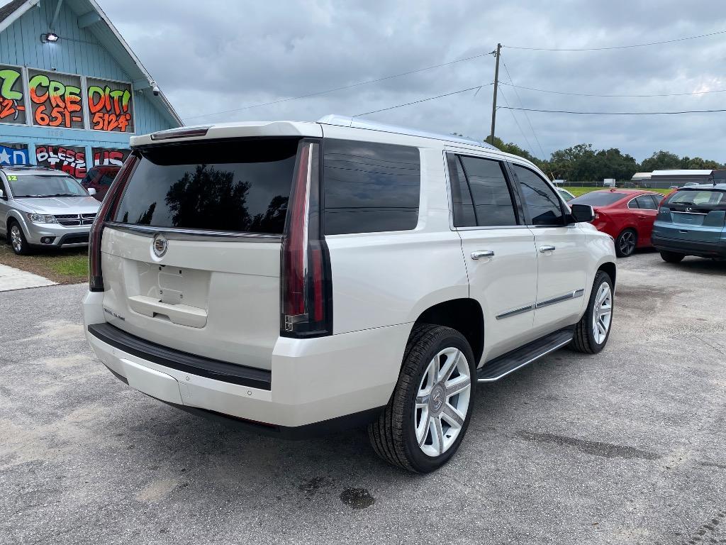 2015 Cadillac Escalade - $17,995